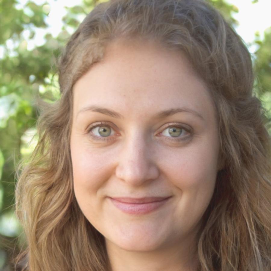 Milica Popovic, Industry Analysis Expert