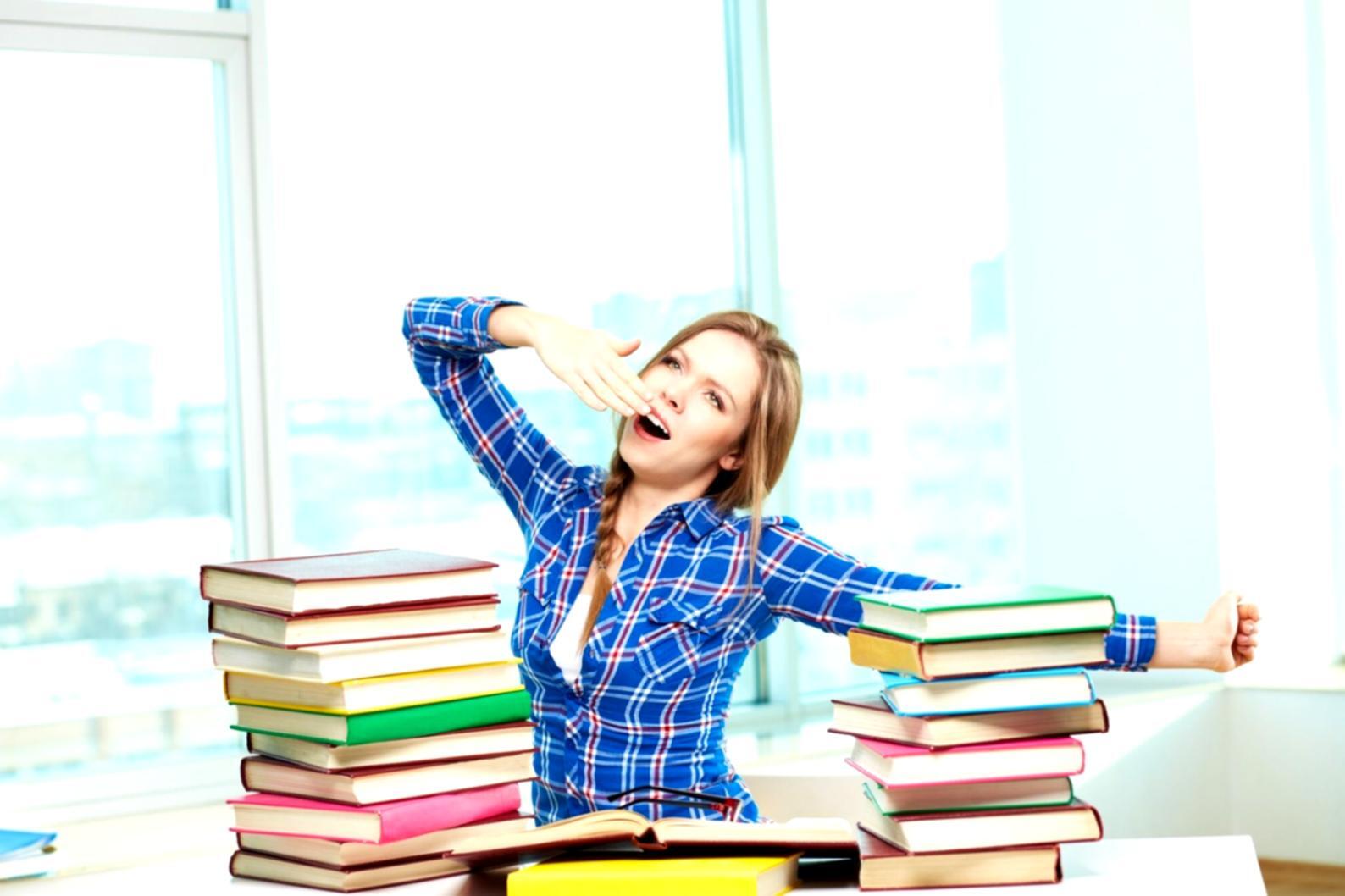 Financial education workshop showing working capital analysis on whiteboard